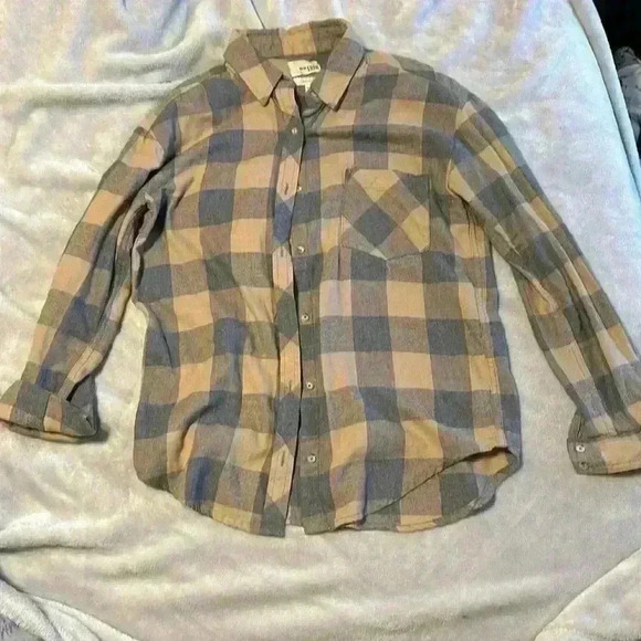 Wilfred Free Aritzia Grey &  Tan Plaid Button Up Shirt Size XXS - Picture 1 of 3